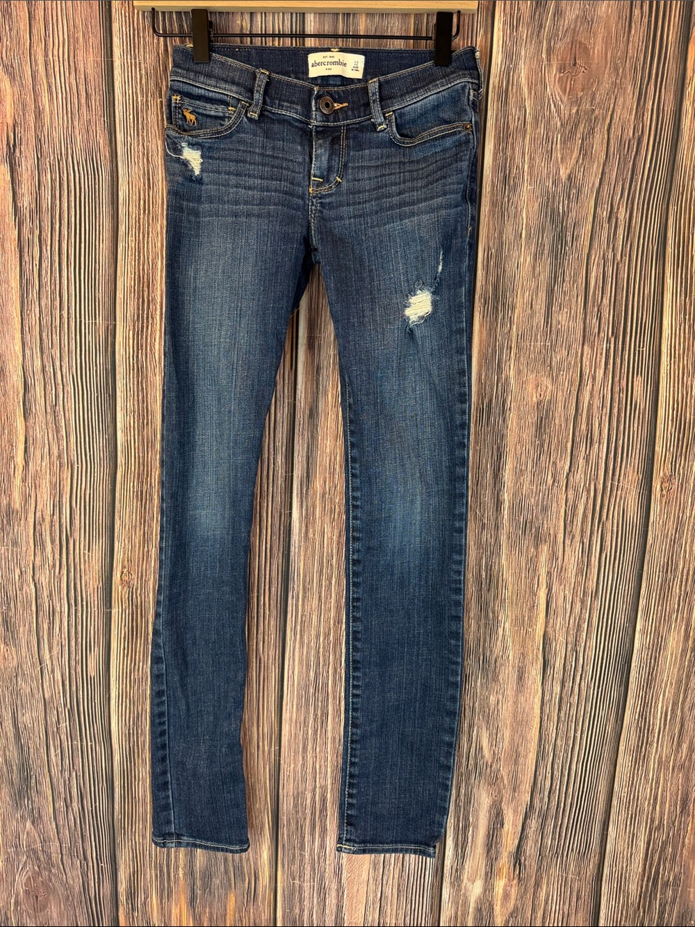 Abercrombie & Fitch Medium Wash Skinny Jeans — Dark Blue